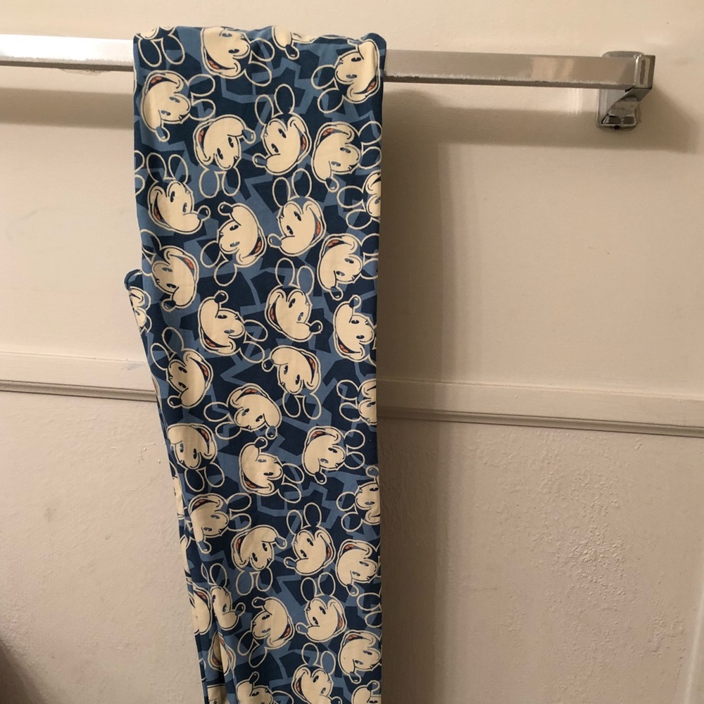 Lularoe OS Disney Mickey leggings